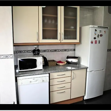 3 Com Ar Acondicionado Areeiro * Lissabon