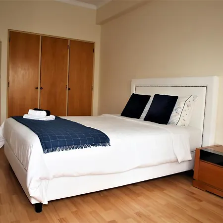 3 Com Ar Acondicionado Areeiro Lissabon