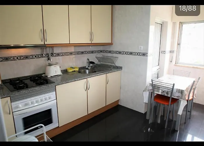 3 Com Ar Acondicionado Areeiro Lisbon